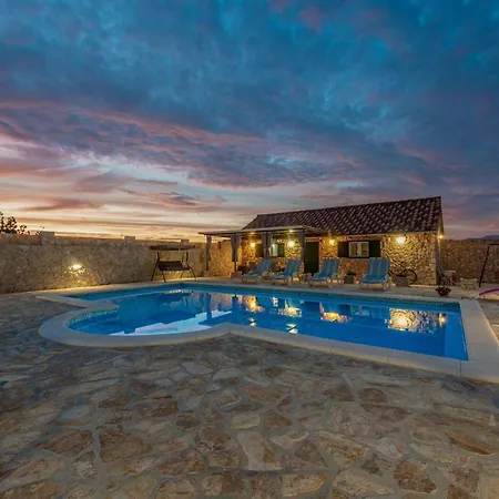 Fenix Zadarvillas *