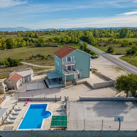 Fenix Zadarvillas *