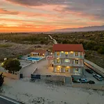 Fenix Zadarvillas