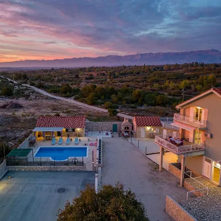 Fenix Zadarvillas * Donje Biljane