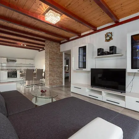 Fenix Zadarvillas * Donje Biljane