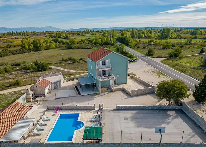 Fenix Zadarvillas *